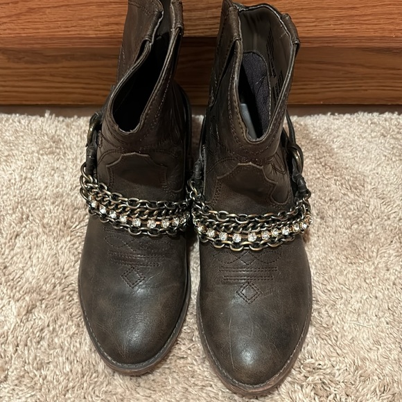 CANDIES rhinestone, cowboy boots booties chains gems ankle 6.5 - Picture 4 of 15